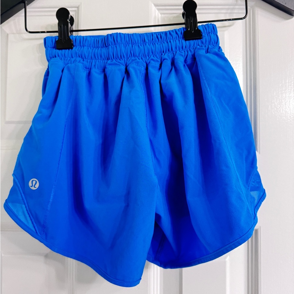 Lululemon Hotty Hot shorts 4” Vibrant Blue
